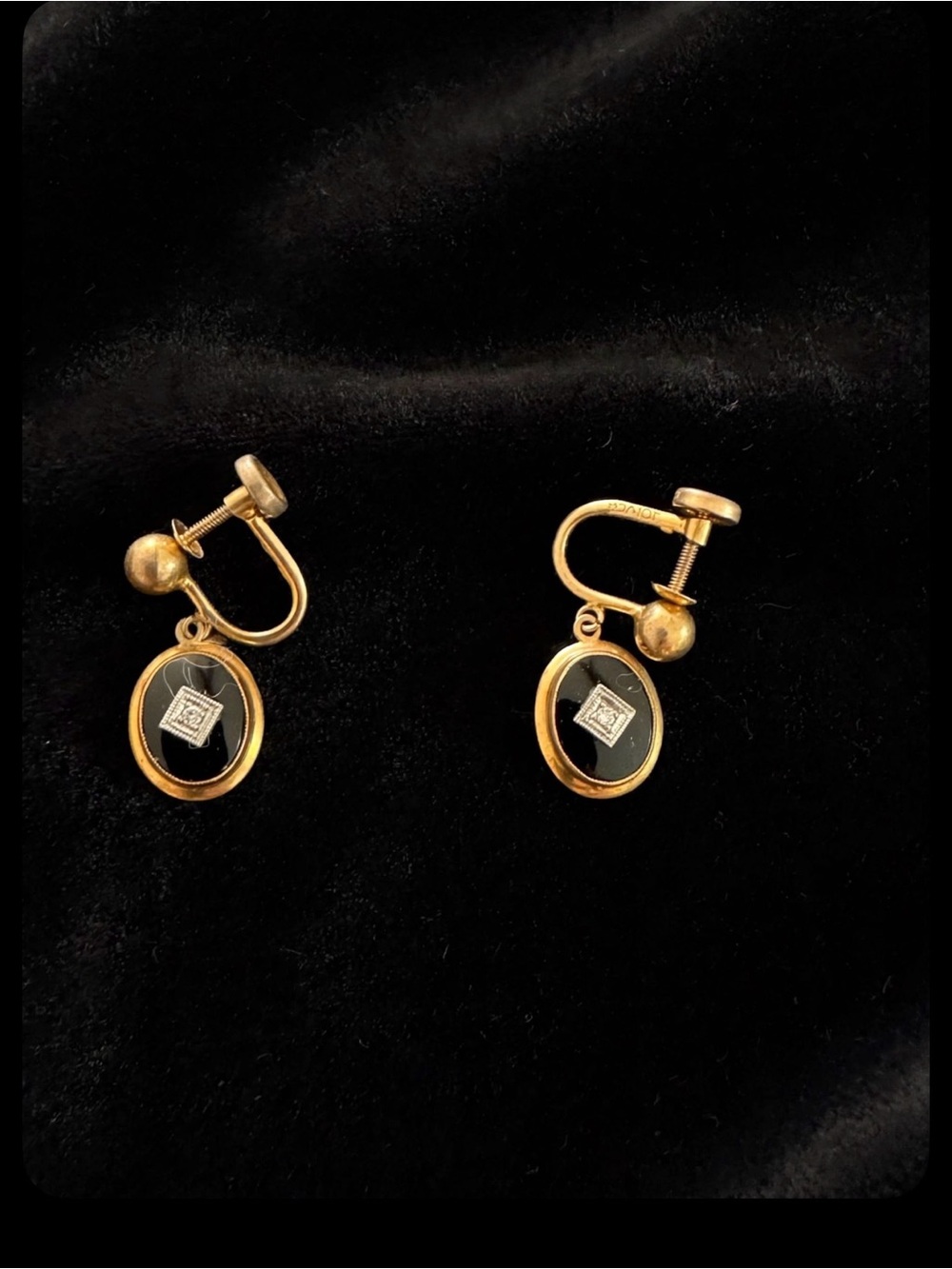 vintage BDA 10k Gold Black Onyx & Diamond Screw Back Dangle Earrings
